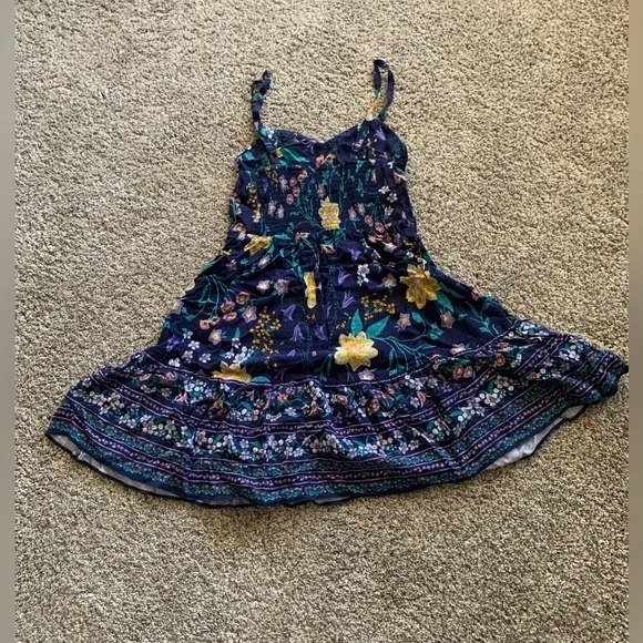 Old Navy Summer Dresses - Picture 8 of 13